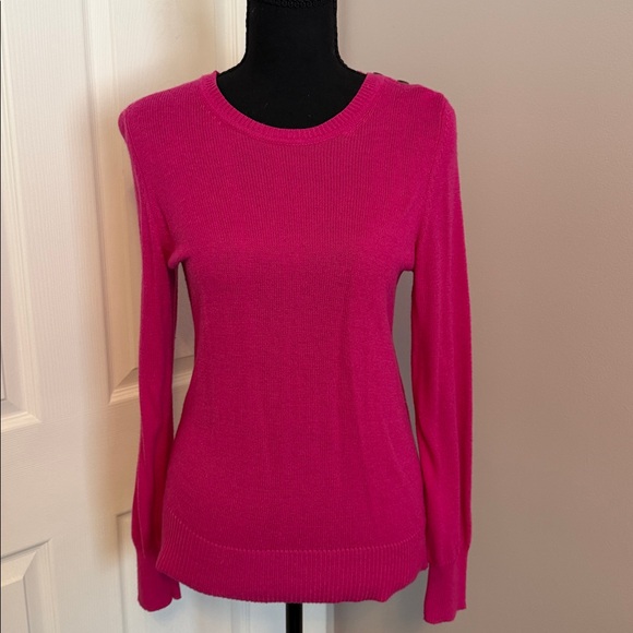 GAP Sweaters - GAP Women's Fuchsia Crew Neck Sweater
